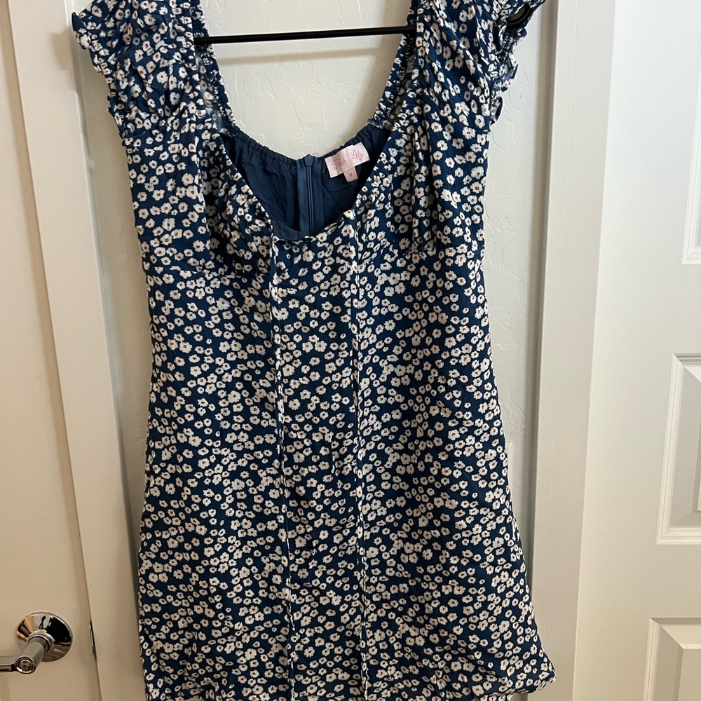Pink lily roadside daises blue floral dress